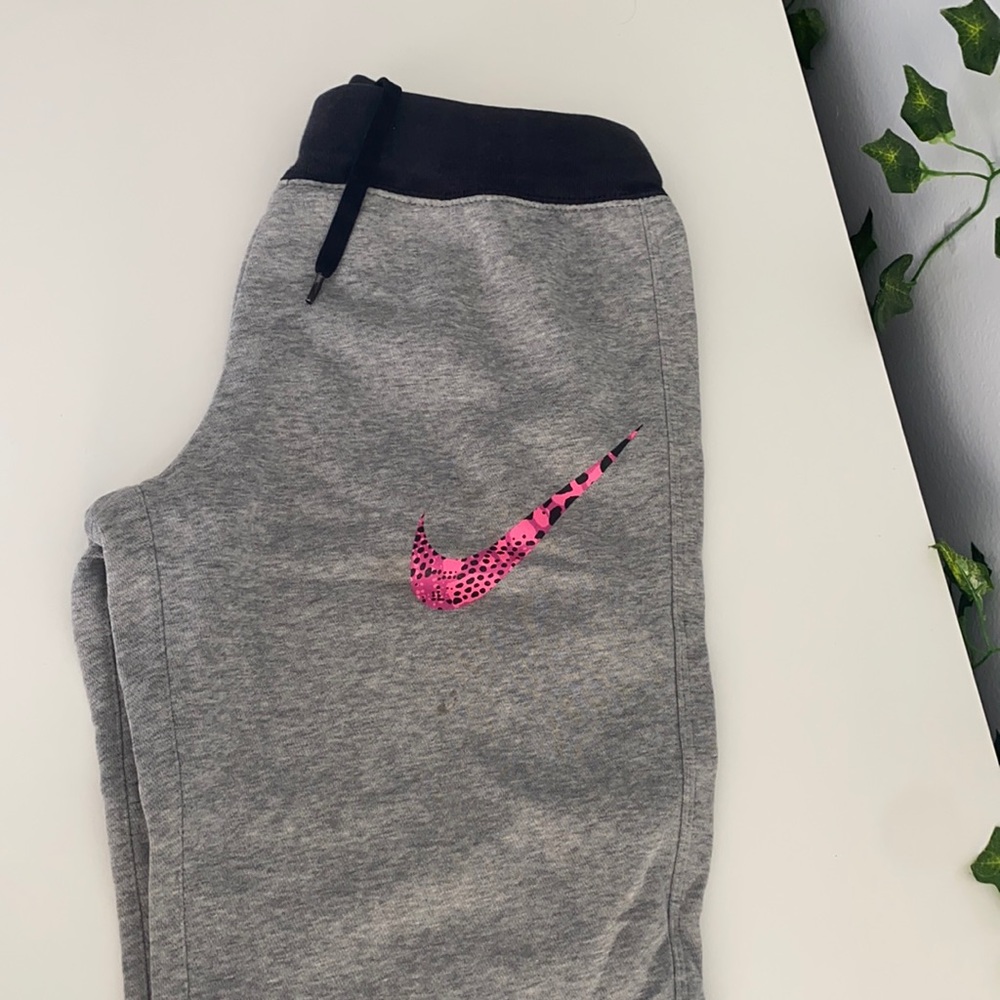 youth nike sweats